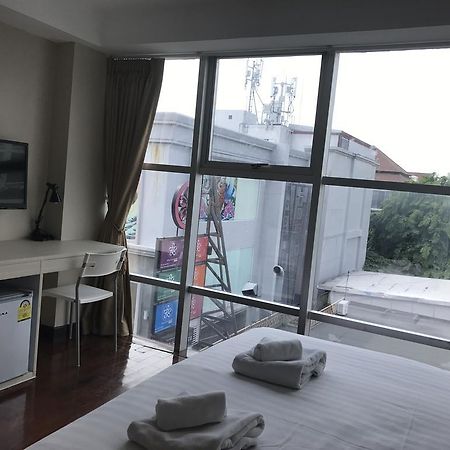 Snooze Hotel Thonglor Bangkok Ngoại thất bức ảnh