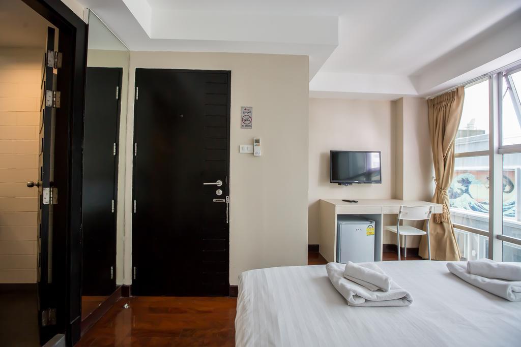 Snooze Hotel Thonglor Bangkok Ngoại thất bức ảnh