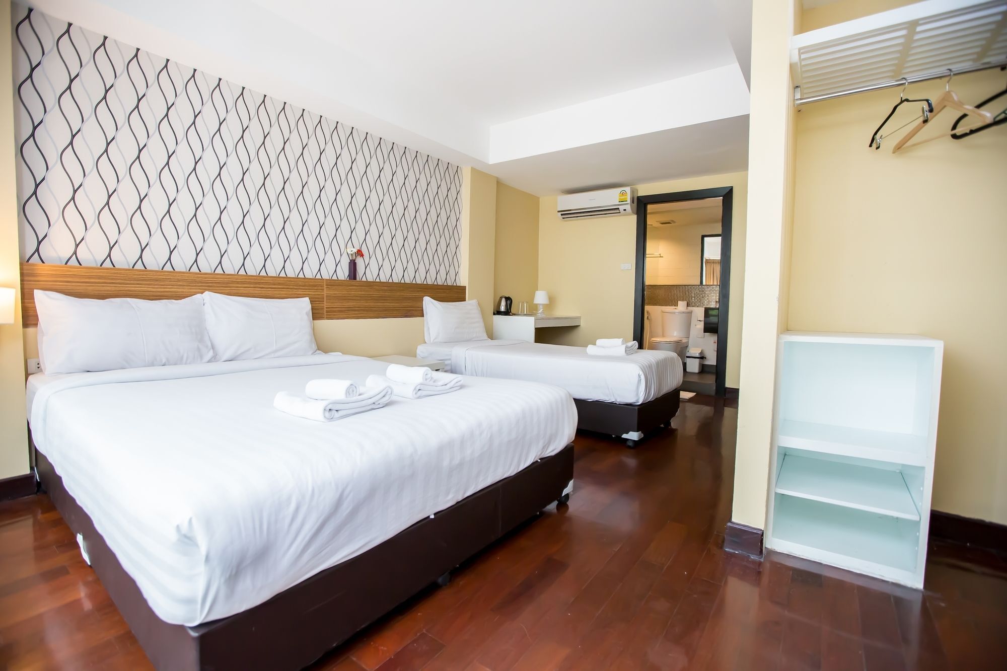 Snooze Hotel Thonglor Bangkok Ngoại thất bức ảnh